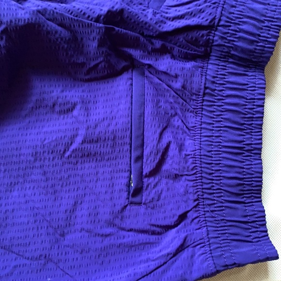 Textured Brooklyn Short - Picture 10 of 10